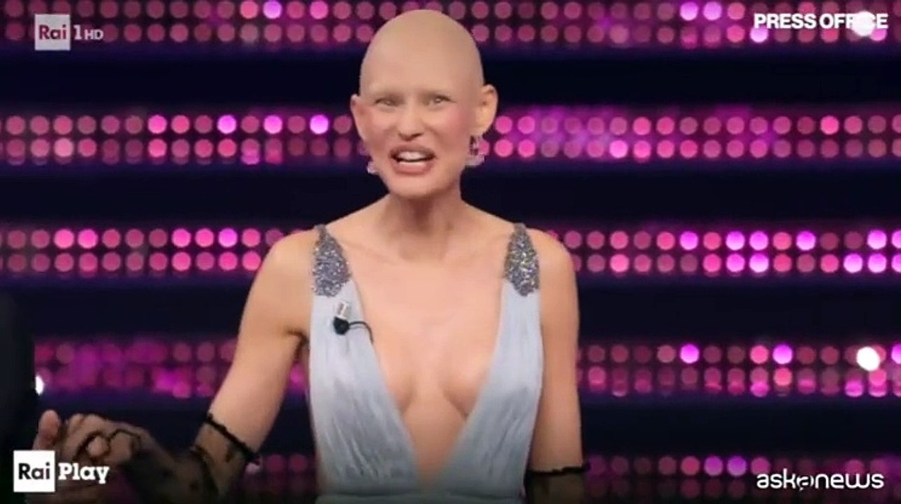 Sanremo, Damiano David incanta l'Ariston con l'omaggio a Lucio Dalla