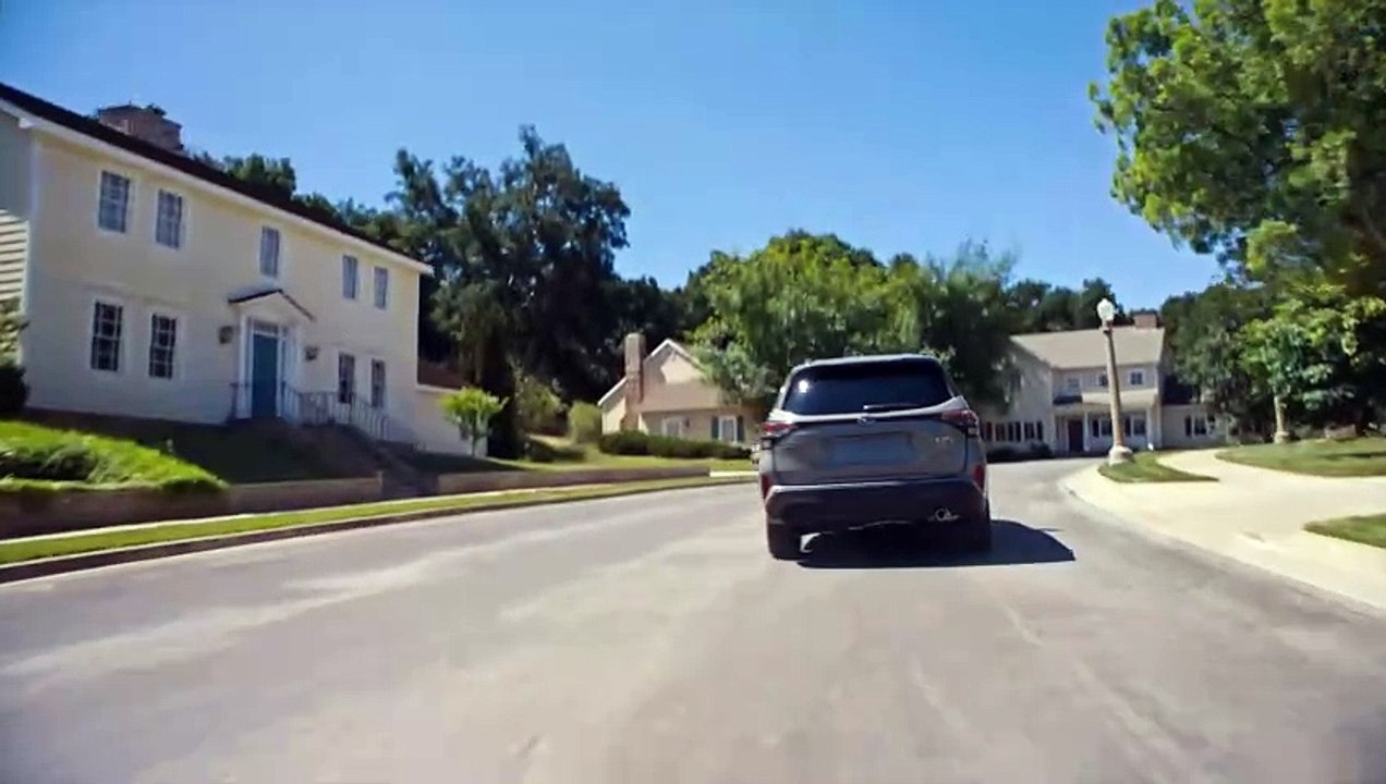 2025 Subaru Forester - Driving Video