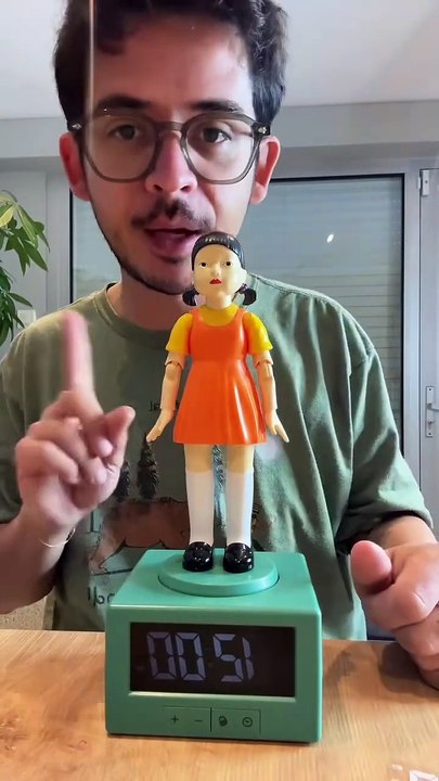 J’ai acheté le réveil Squid game