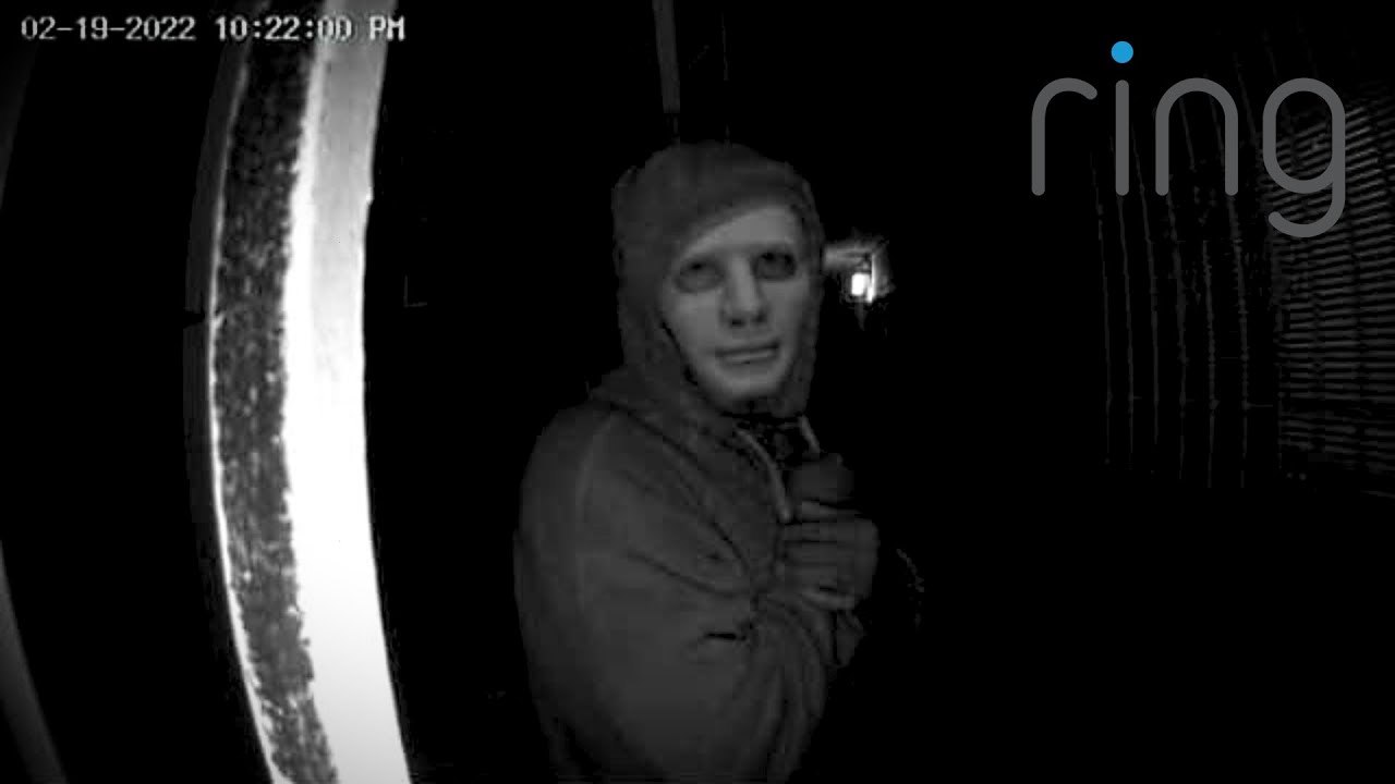 Cette caméra de surveillance capture des images TROUBLANTES !