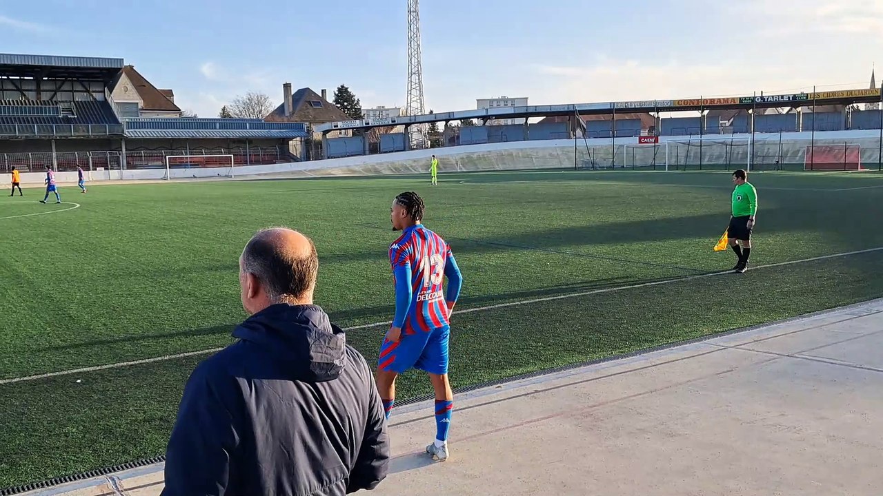 Entrée d'Alexis Beka Beka