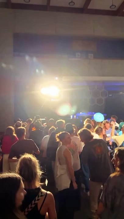 NOISE ARENA #10   La Bande de ZOUAW   Tekno  E.V.E   #electro #dj #djremix #djsong #music (7)