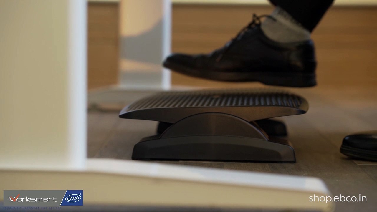 Footrest with Angular Adjustment