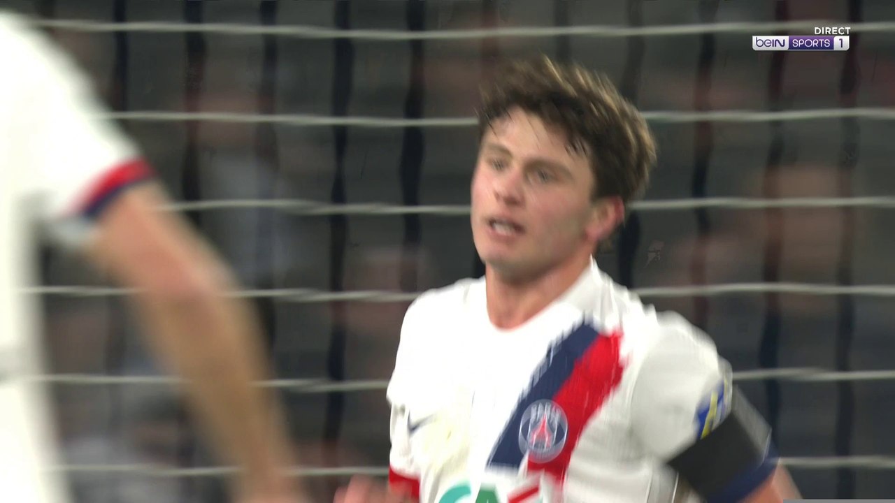 Joao Neves lance le PSG !