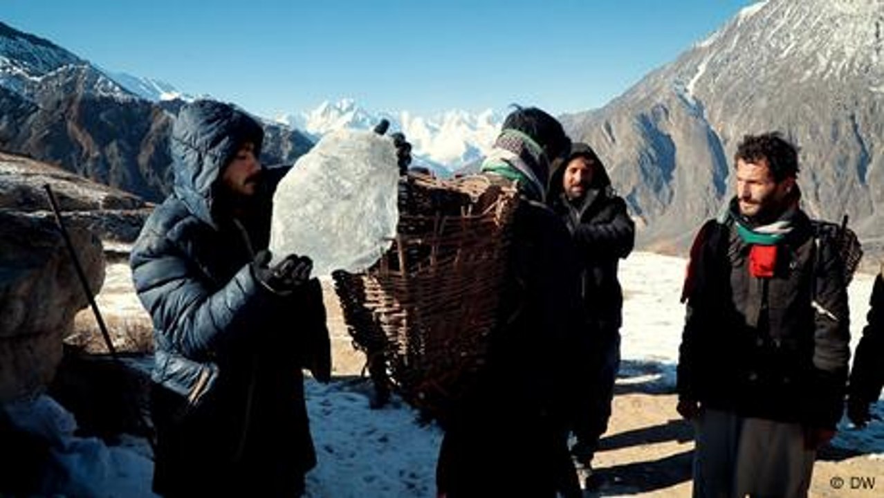 Pakistani villagers face climate change, melting glaciers