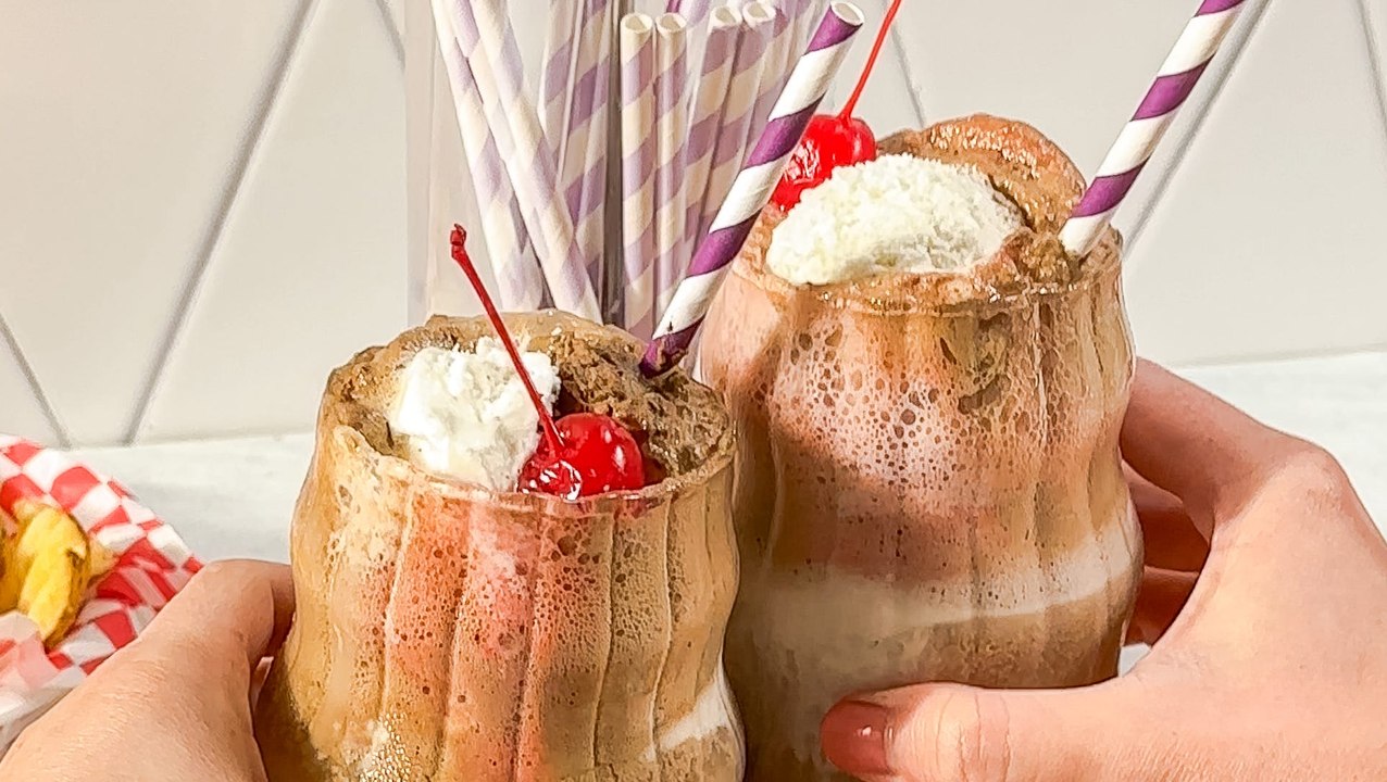 Dr Pepper Floats Are The Ultimate Nostalgic Summer Sweet Treat