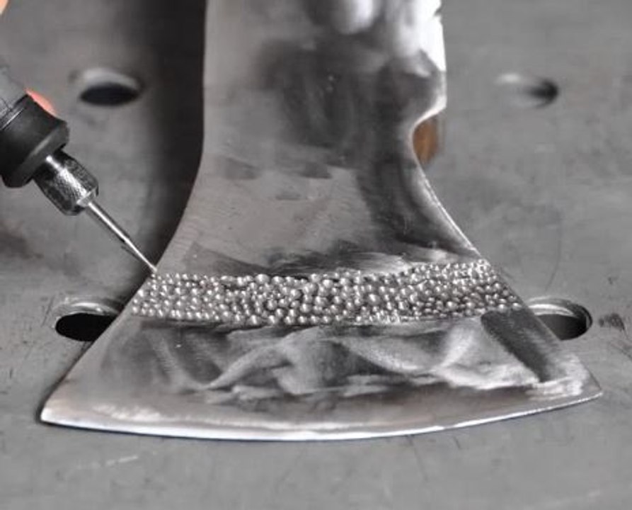 The art of axe restoration! Turning rusty relics into tools again!