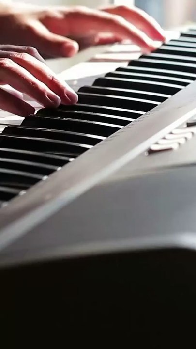 Unlocking the Yamaha DX7_ Sound Secrets!-VEED