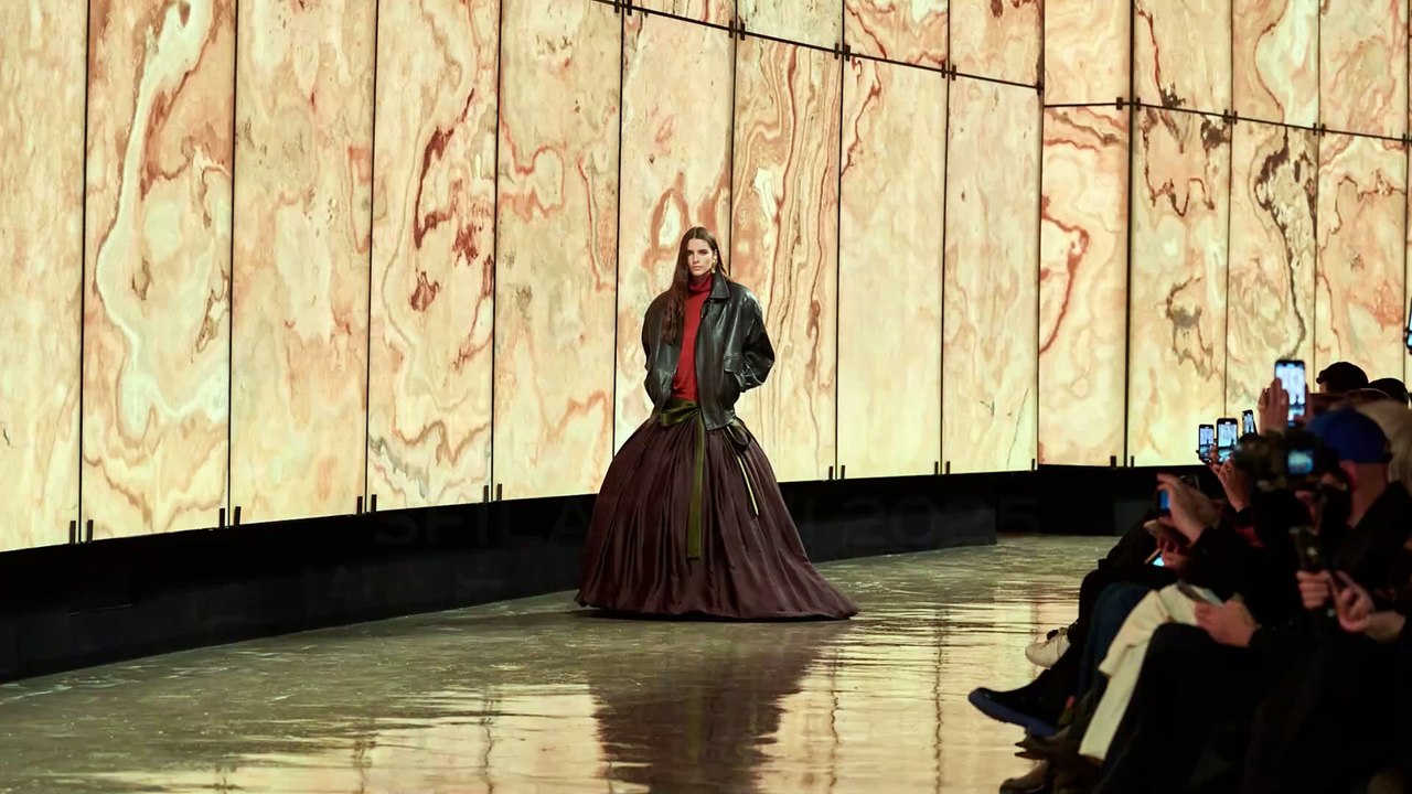 Saint Laurent: 6 look di cui innamorarsi dalla sfilata A/I 2025-2026