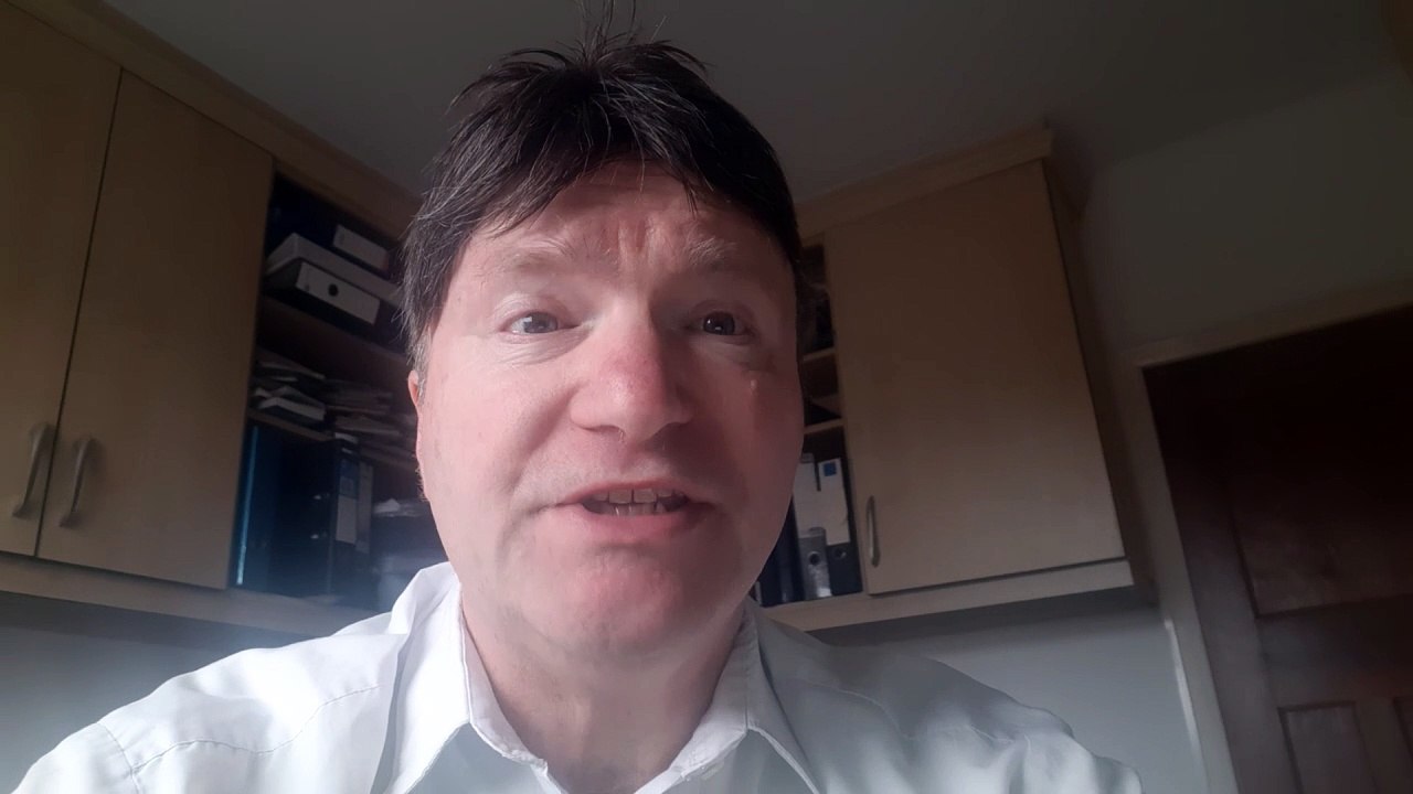 GDP:  UK economy unexpectedly contracted by 0.1% in January in blow for Rachel Reeves