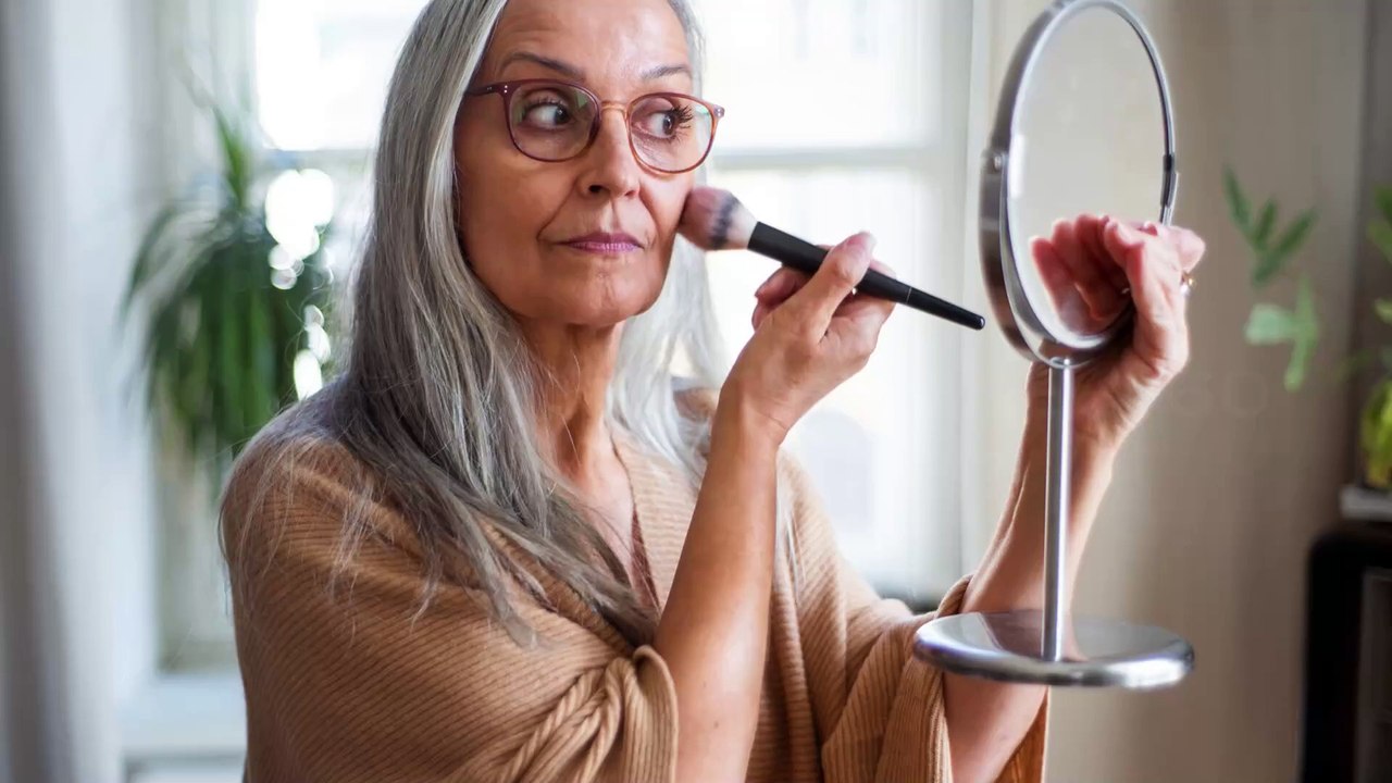 Come truccarsi bene a 60 anni (e oltre)?