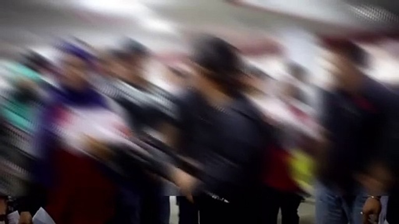 车主闯车库 强取28车 船运公司报警追查