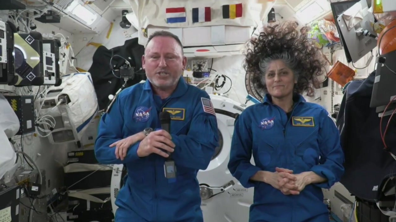 '9개월 고립' 우주비행사 교대 인력 태운 캡슐 발사 / YTN