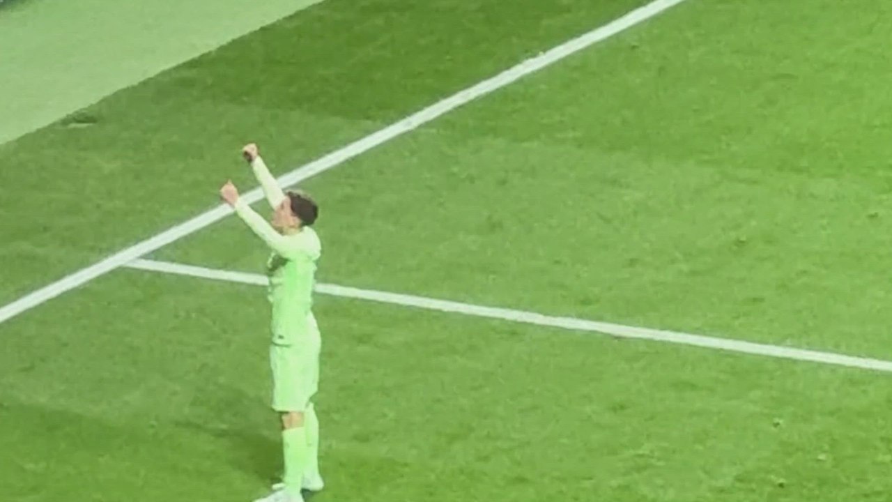 Celebración completa del Barcelona en el Metropolitano