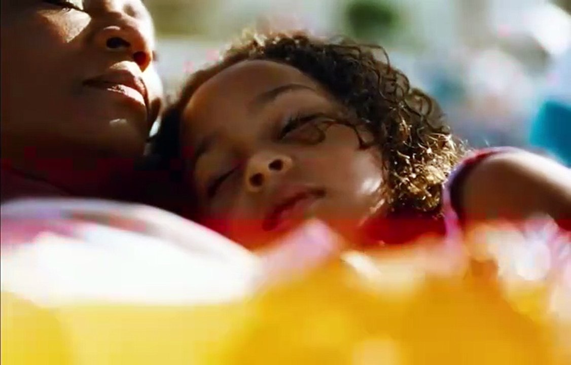 Daisy Hilton in BA ad