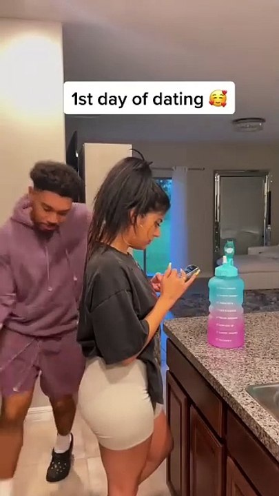 Couples when they start dating.. 😭💀 #shorts