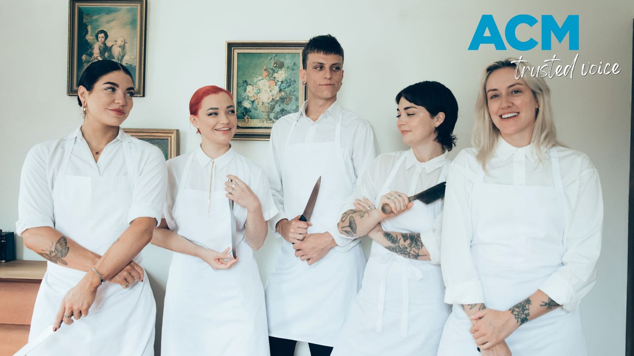 Former bartenders to stage 'Sorry Not Sorry' takeover tour