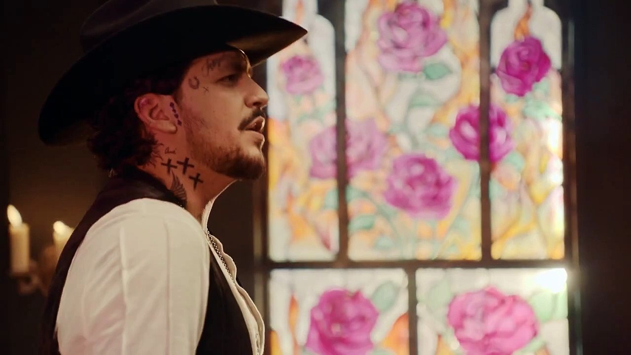 Christian Nodal - El Amigo