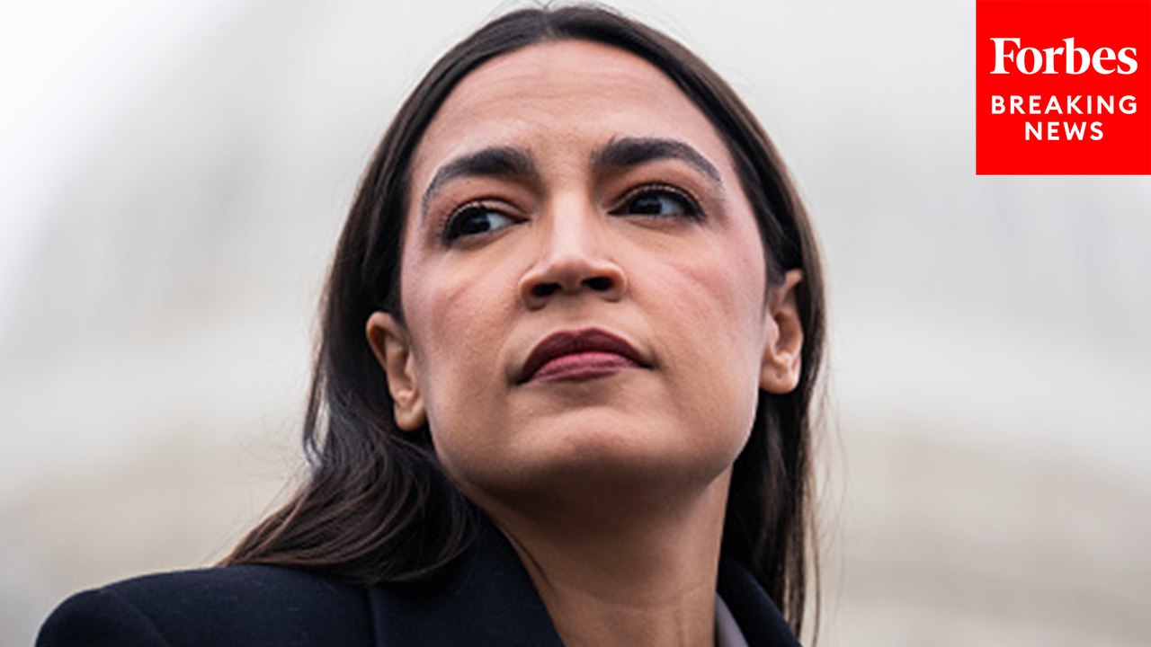 AOC Urges Democrats To Stand Up For The Working Class: We Need A 'Party That Fights Harder For Us’