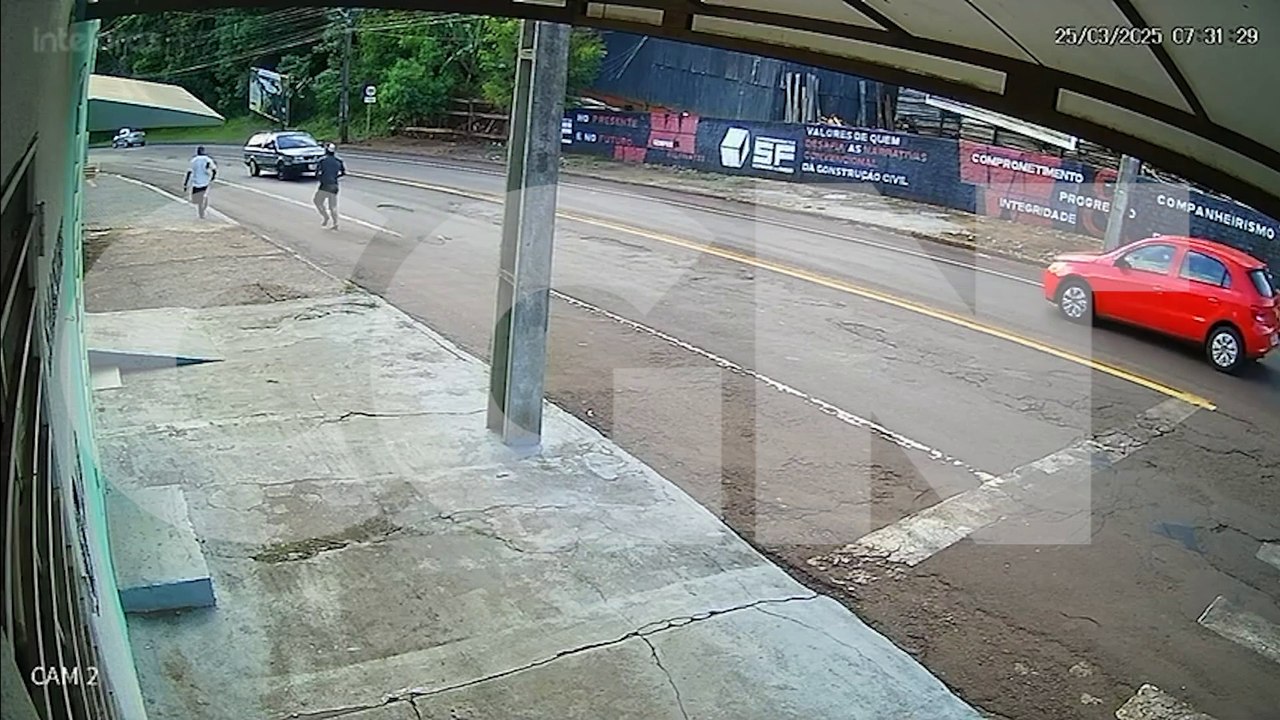 Novas imagens mostram assassino de Luis Lourenço saindo do local do crime