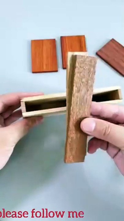 Put 5 wooden blocks into the box, easy or impossible?