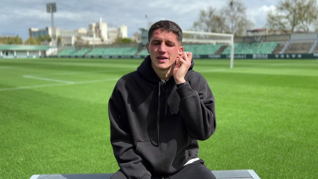 Altimira mira al derbi, confirma su renovación y agradece el interés del City