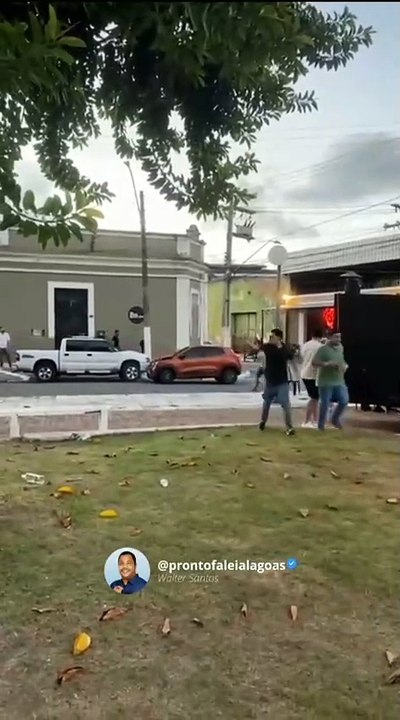 Motorista embriagado faz "strike" de veículos no Jaraguá