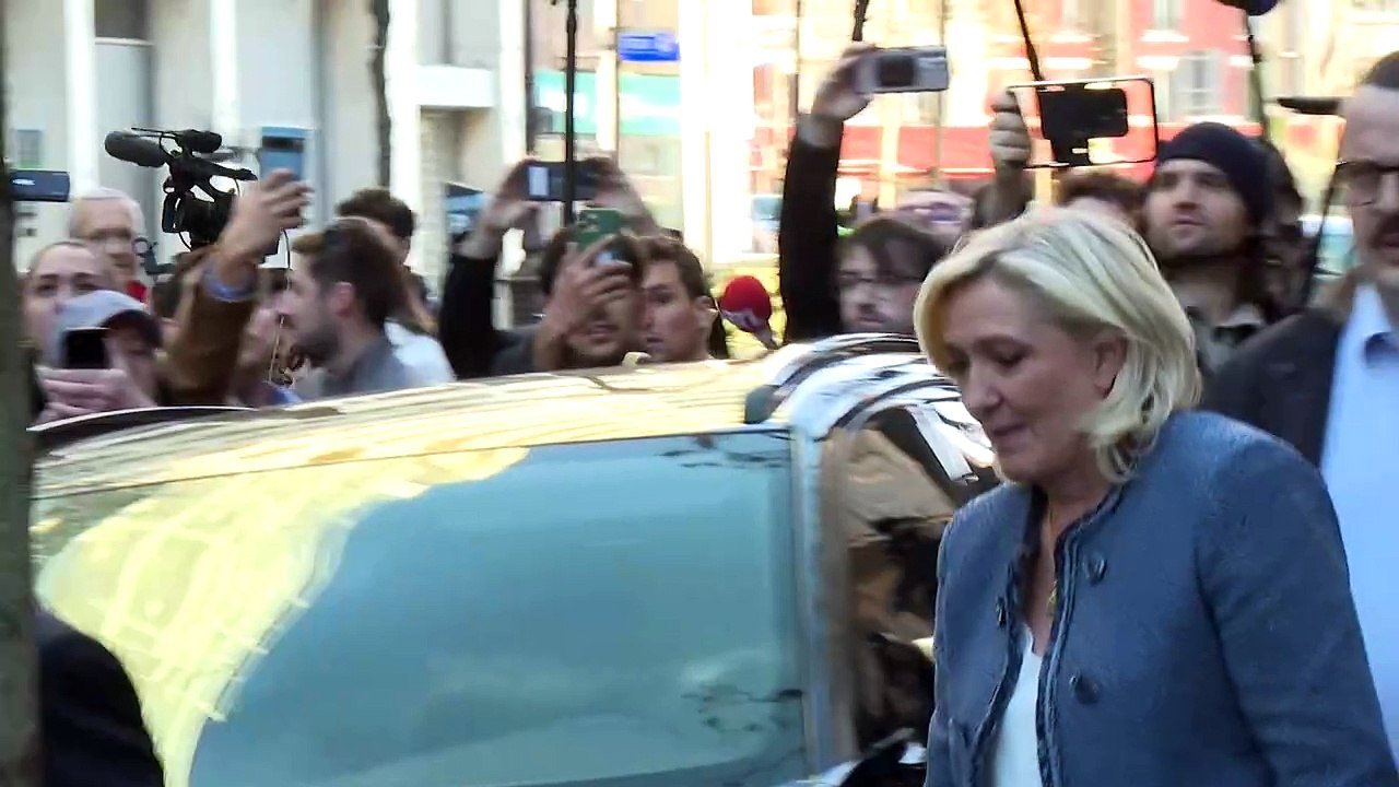 Le Pen hält an Präsidentschaftskandidatur fest – trotz Verbots