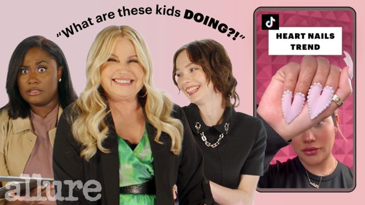 'A Minecraft Movie' Cast React to TikTok Trends