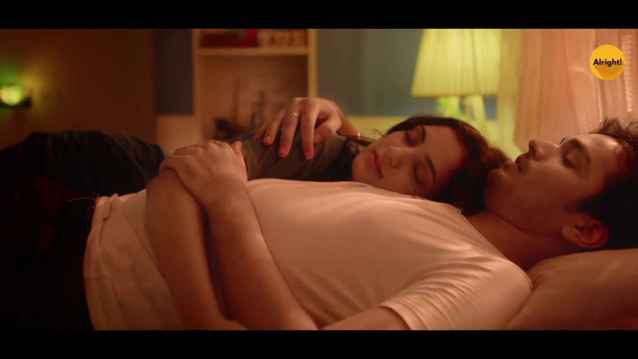 Date With Senior - Long Distance Relationship - Hindi Web Series