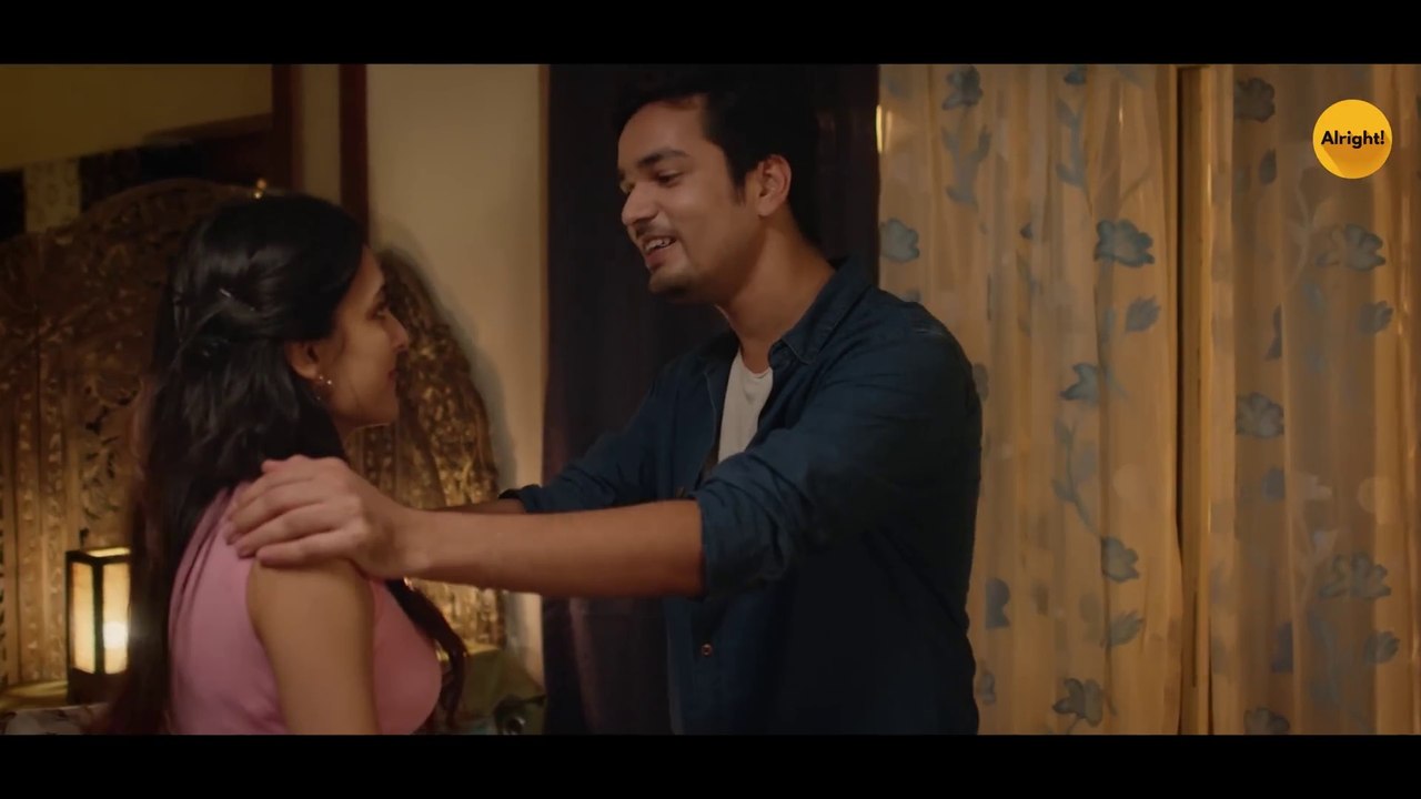 Long Distance Relationship - Date With Senior Web Series Hindi