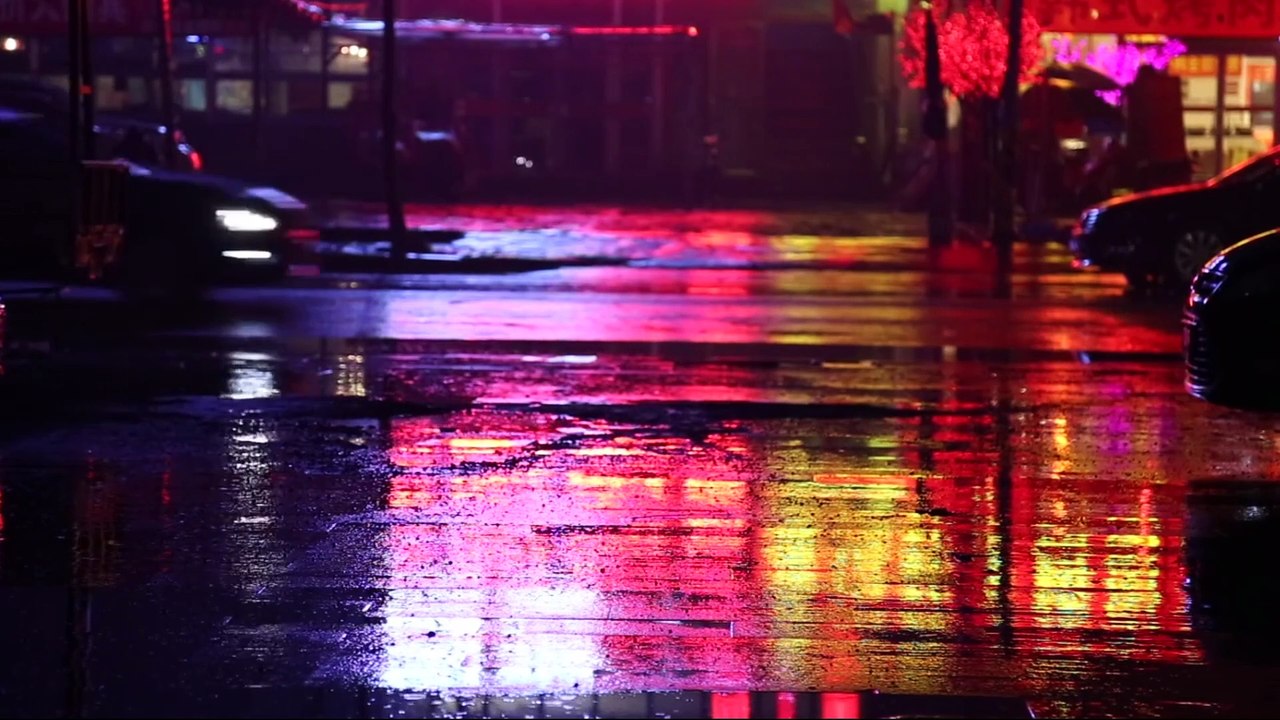 Once again, what is a cat with a side job? This is a video explaining the blog.