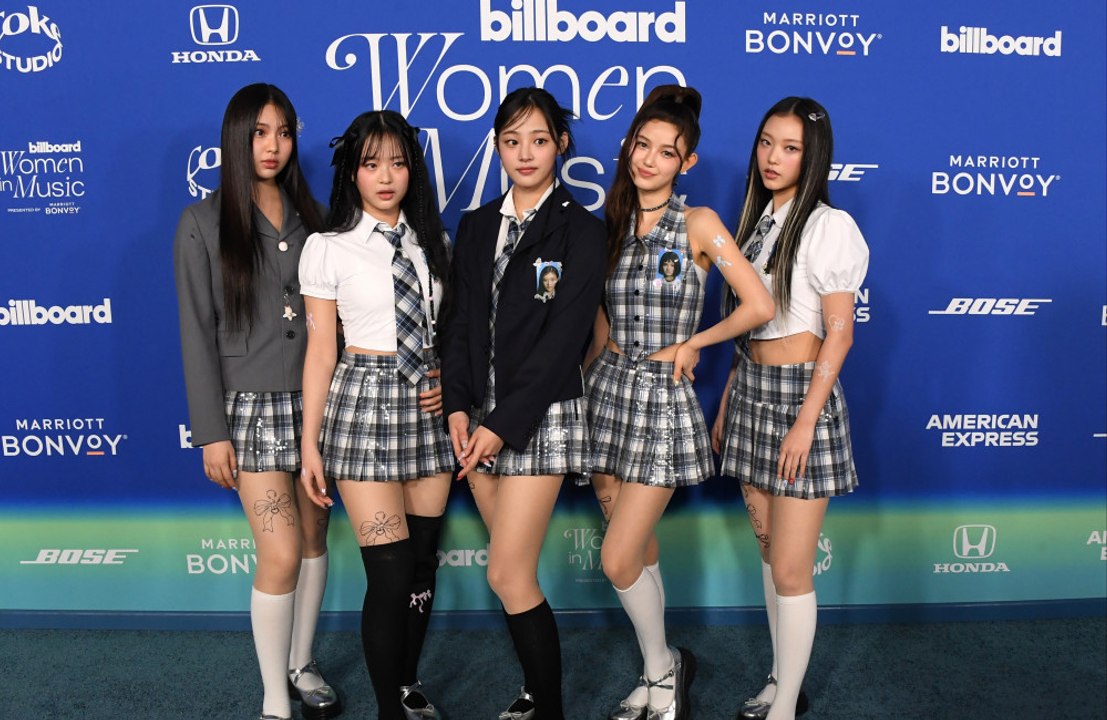 NewJeans、「困難な時期」ファンの応援に「感動」