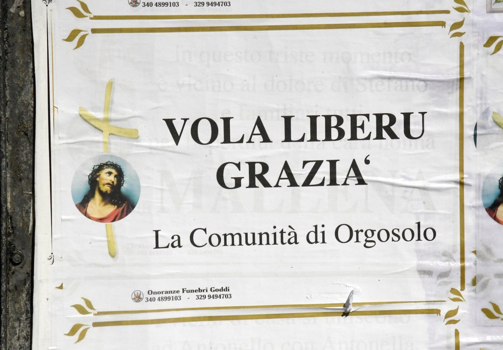 L'ultimo viaggio di Graziano Mesina: l'addio composto di Orgosolo