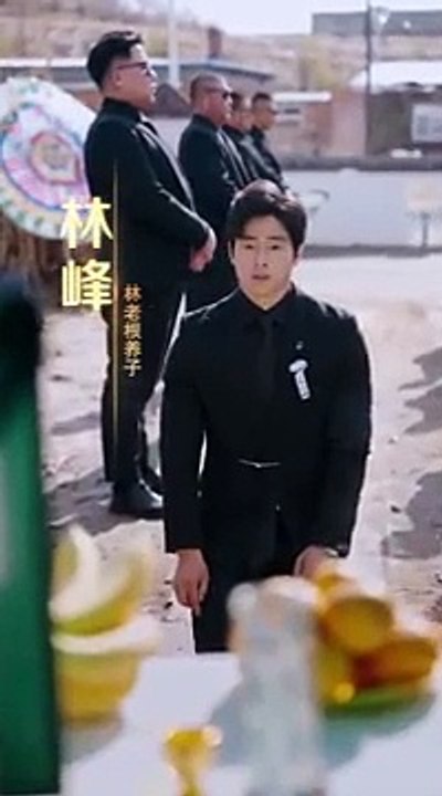 Pacar Putus Dengan Pria Miskin Tak Tahu dia putra orang terkaya sekaligus dewa perang tersembunyi