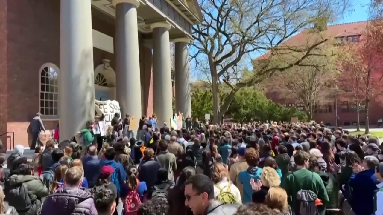 Trump administration threatens Harvard with foreign student ban