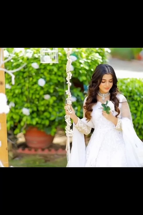 Laiba Khan's Most Stunning Moments 😍 | Pakistani Actress in Glamorous Looks