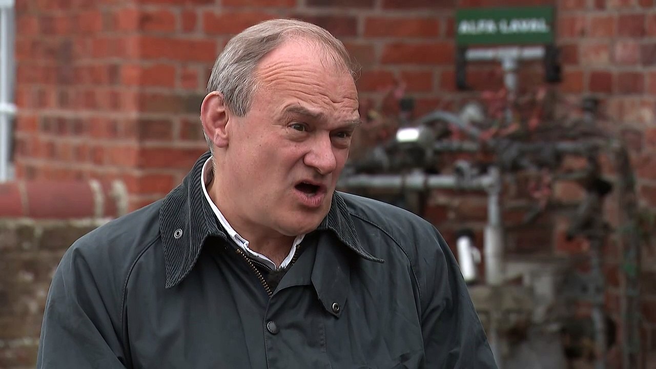 Liberal Democrats voice support for youth mobility scheme