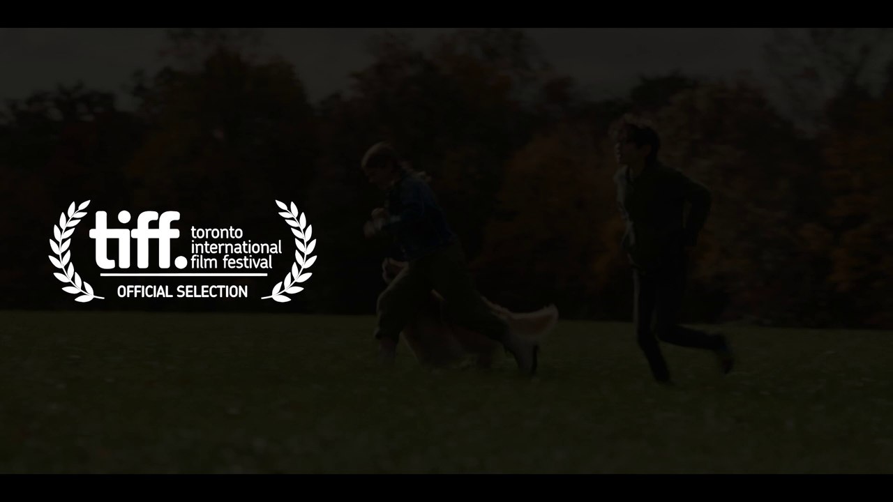 Una función inesperada Tráiler