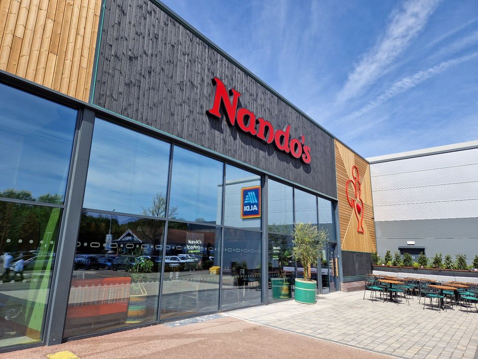 Nando's Meteor Retail Park Derby review