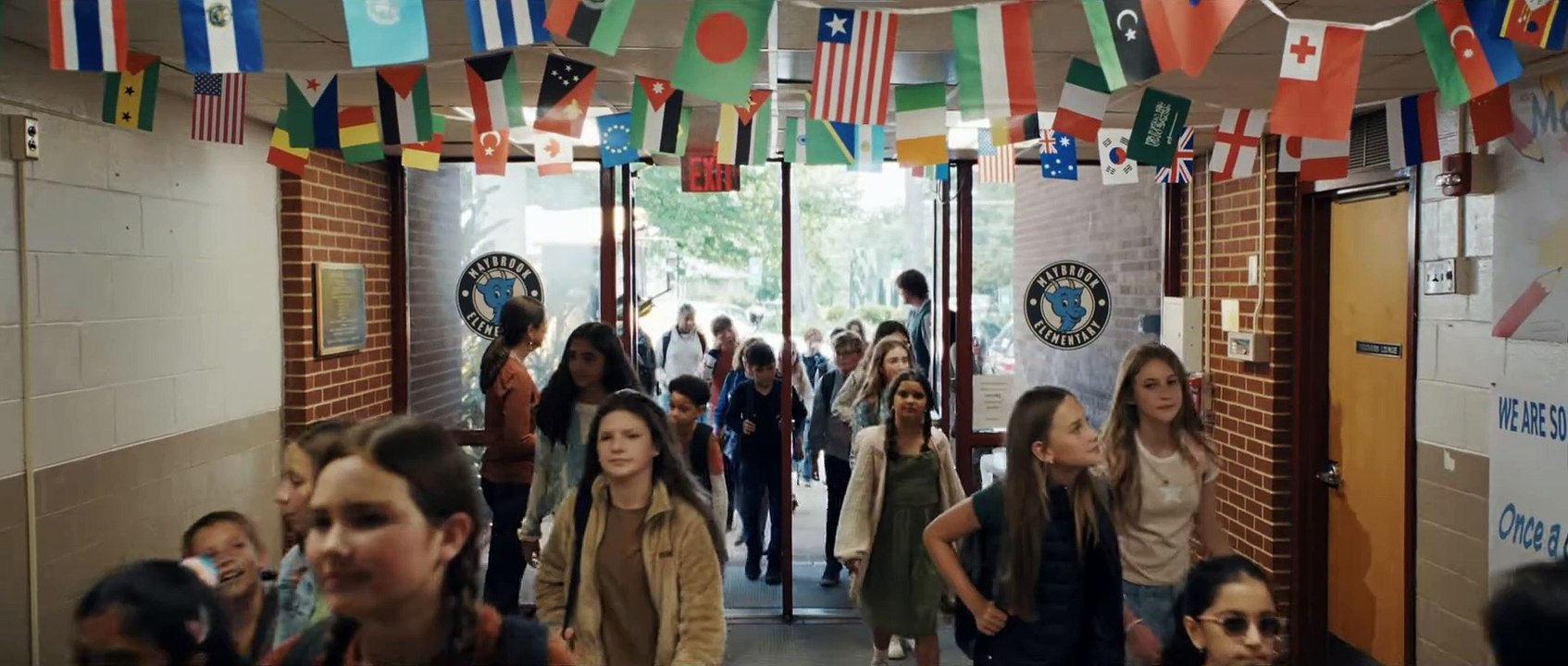 Weapons - Trailer italiano