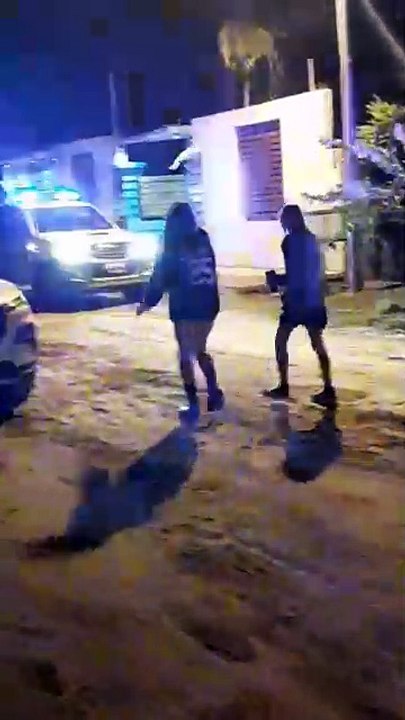 Fiesta clandestina en F.M.E