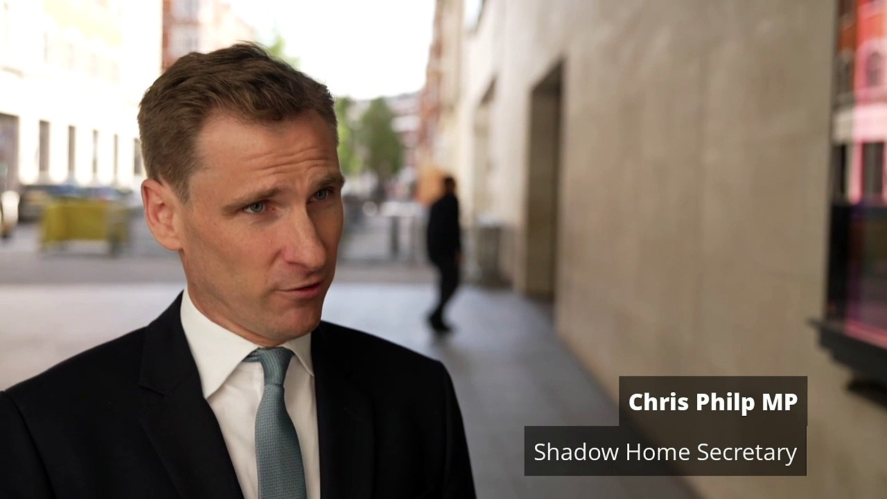 Tories call for a ‘binding annual cap on legal migration’