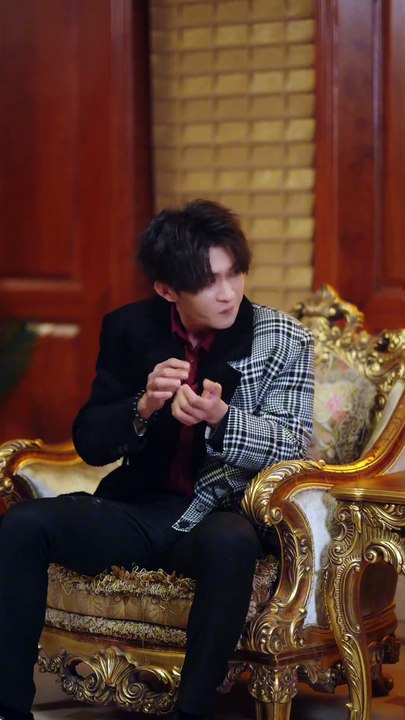 燃冬之女王加冕 | Eng Subs