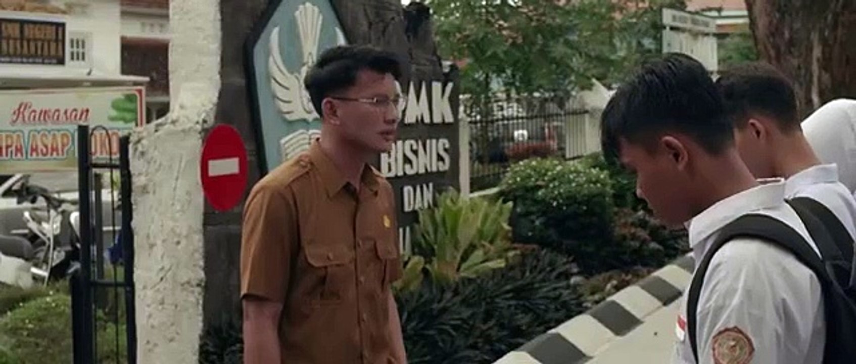 JANGAN PANDANG BELAKANG FULL MOVIE - FILM TERBARU 2025 HD 1080P