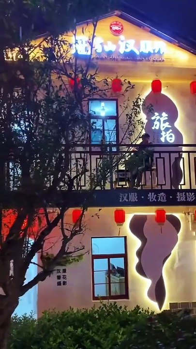 【最新短剧合集】 天后退婚我歌神马甲藏不住了