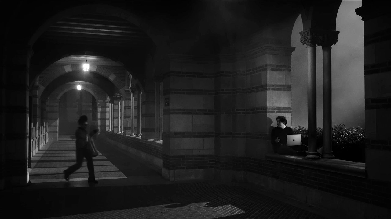 Transfer files between iPhone and Mac with AirDrop