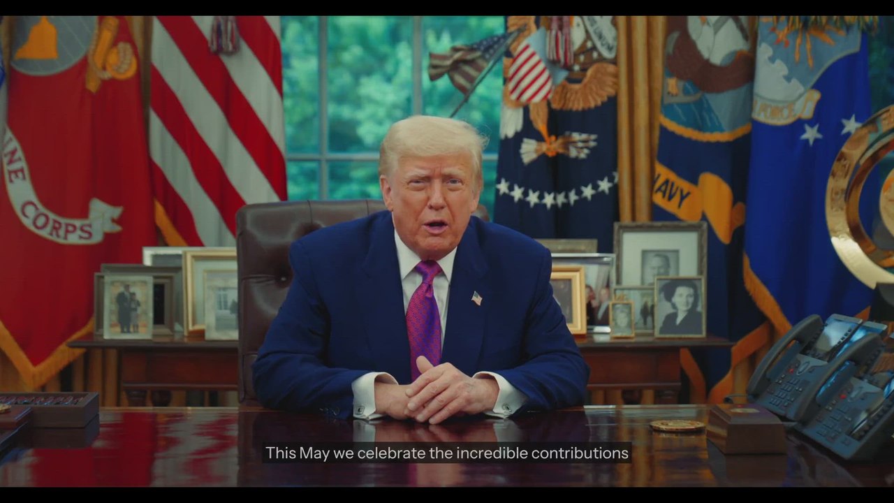 TRUMP’S FACE SHOCKS NATION: ‘EXTREMELY ORANGE’ AND UNNERVING AT PRESS CONFERENCE