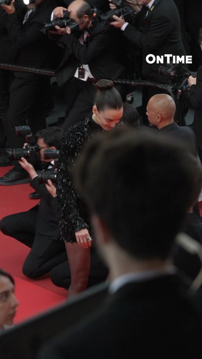 Charlotte Le Bon (The White Lotus)