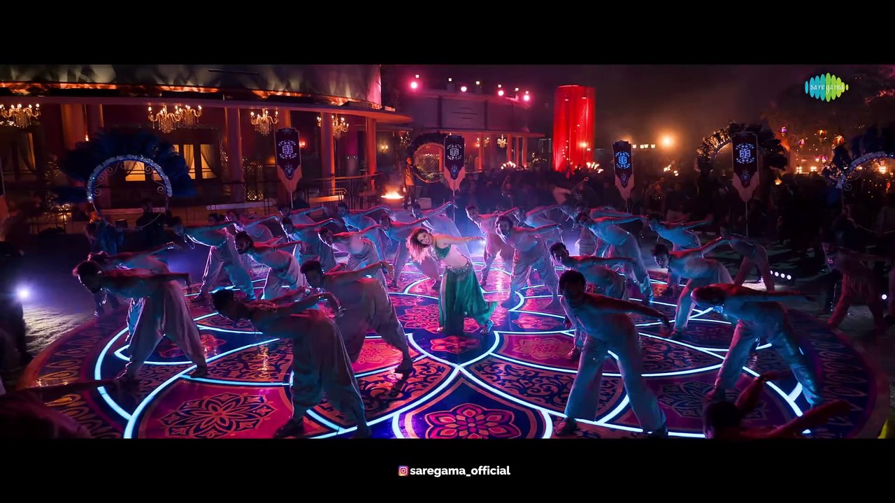 Aaj Ki Raat - Full Song from Street 2 🎶